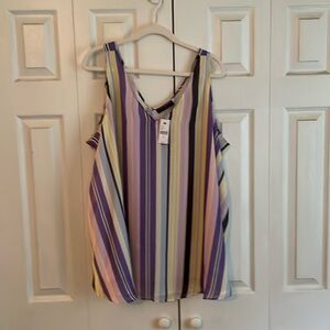 Gorgeous NWT sleeveless long blouse